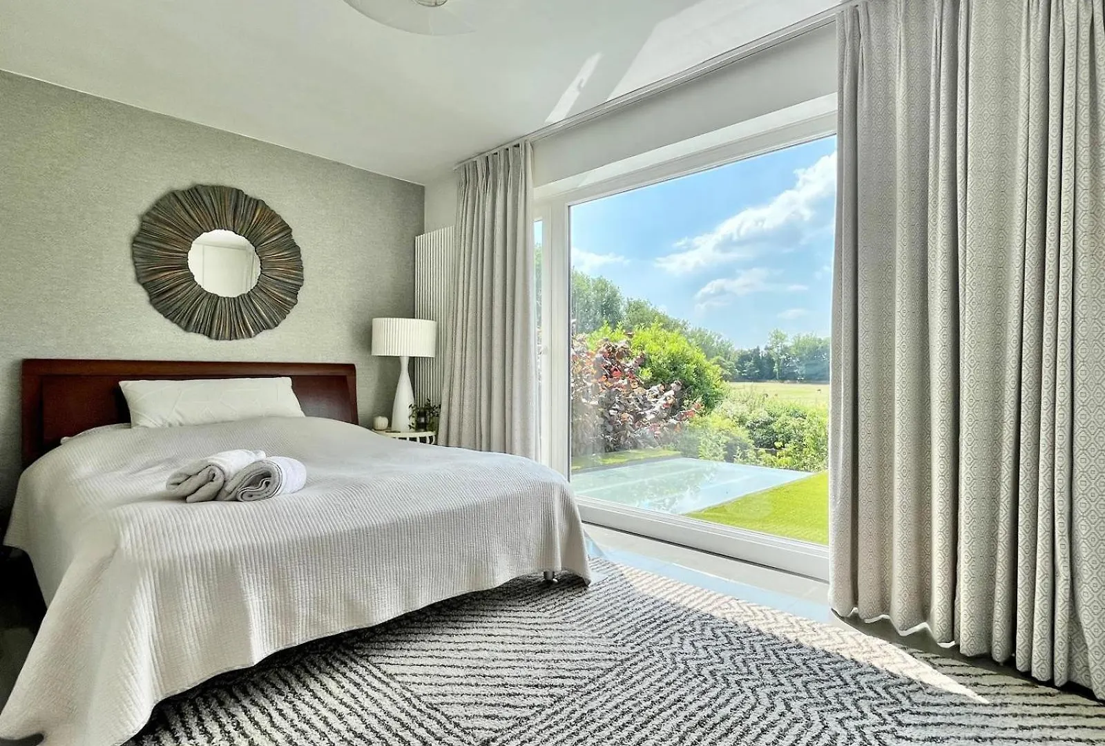 Unique 4 Bed 3 Bathroom House In Cambridge - Agate House